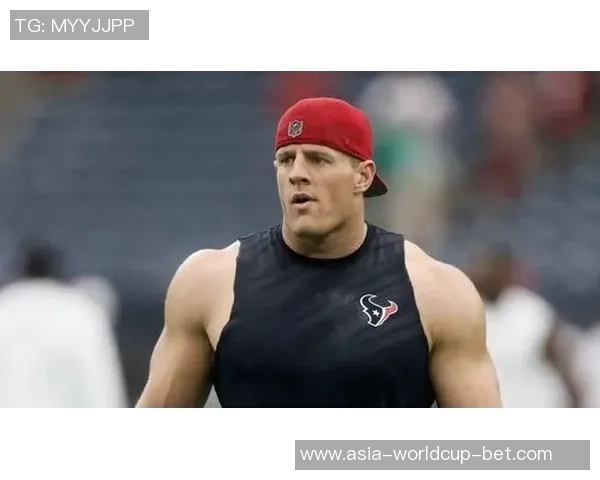 足球场上的意外瞬间露出jj引发热议球迷们的反应让人捧腹大笑