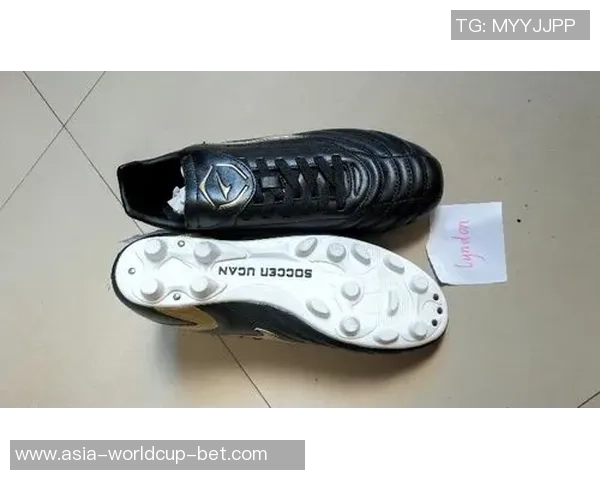 锐克足球鞋性能评测及用户反馈分析，值得购买吗